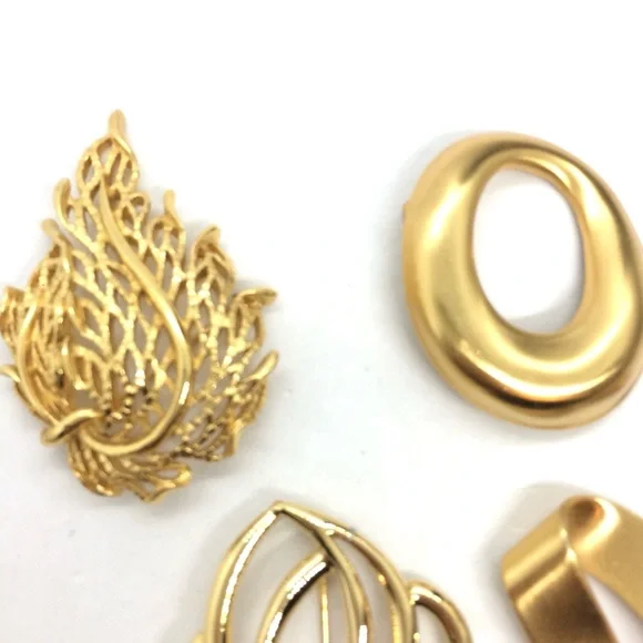 !!SOLD!! VINTAGE BROOCHES LOT OF 5 MONET CROWN TRIFARI GOLD TONE LEAF ABSTRACT - Picture 5 of 14